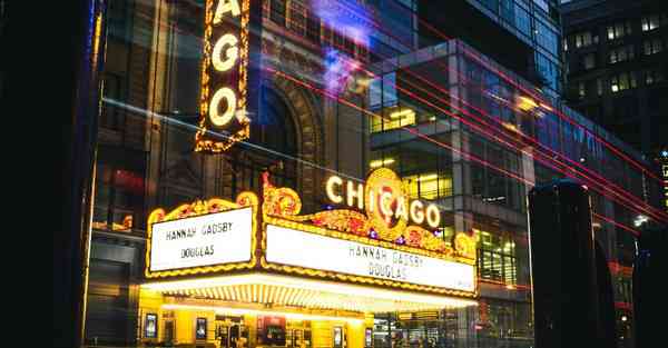 智能机器人可以提供各种服务