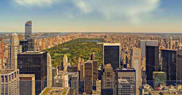 卡伴智能机器人：革新智能服务行业的利器