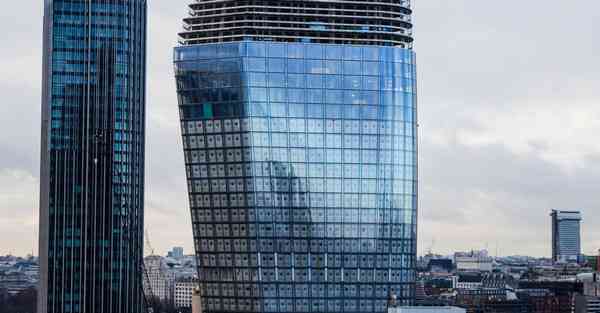 ai人工智能机器人工作，AI人工智能写作