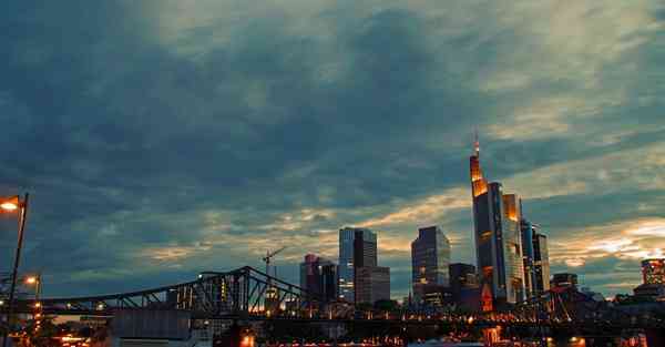 大数据判断数据变化趋势（大数据判断数据变化趋势分析）