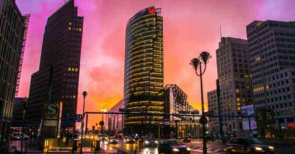 君华智能机器人 智能机器人十大排名