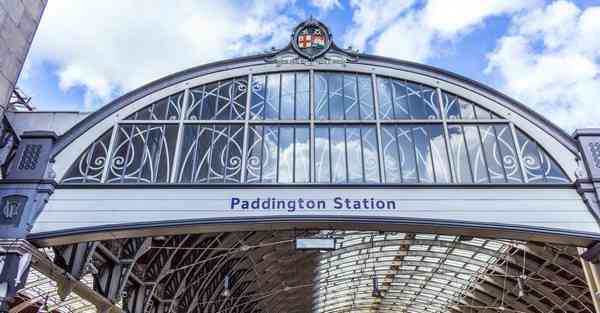 人工智能机器人李维克