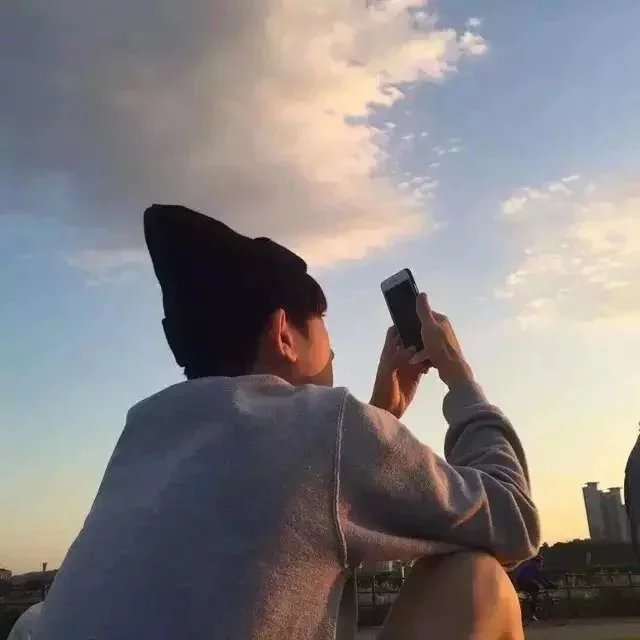 雍英欣芬