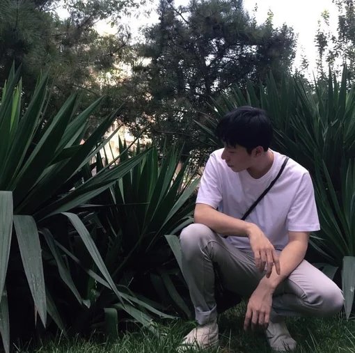 贾裕锦玉