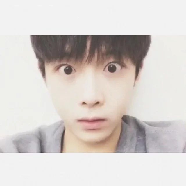 章茗宁凡